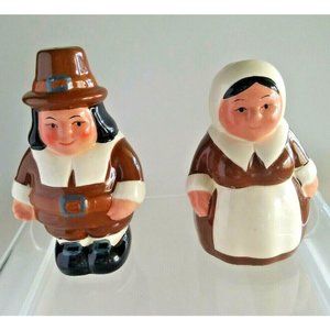 Publix 2002 The Pilgrim Pair Salt & Pepper Shakers 4.75" Thanksgiving no box